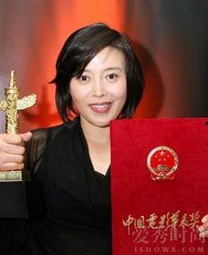 丁嘉丽个人资料,从舞台到荧幕，演绎人生百态的演艺传奇